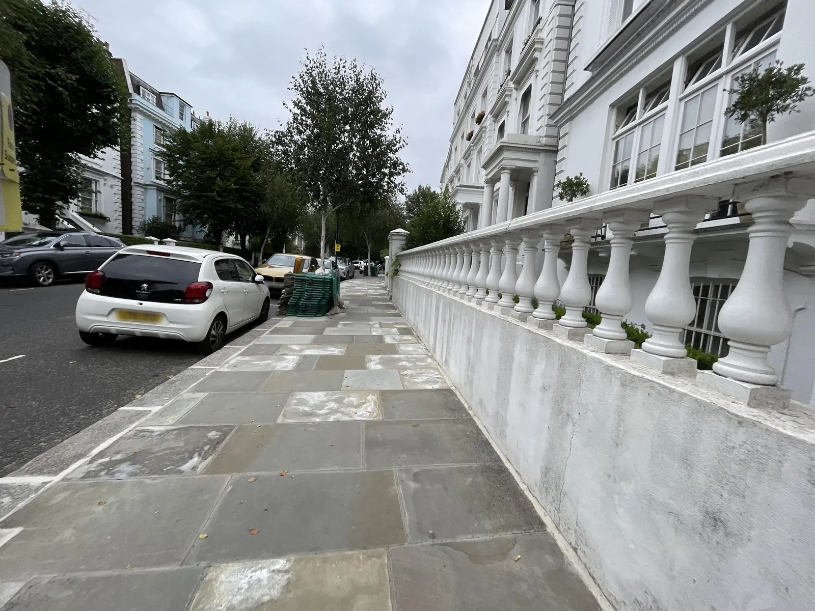 6 Portobello Road Hotel — street-level view