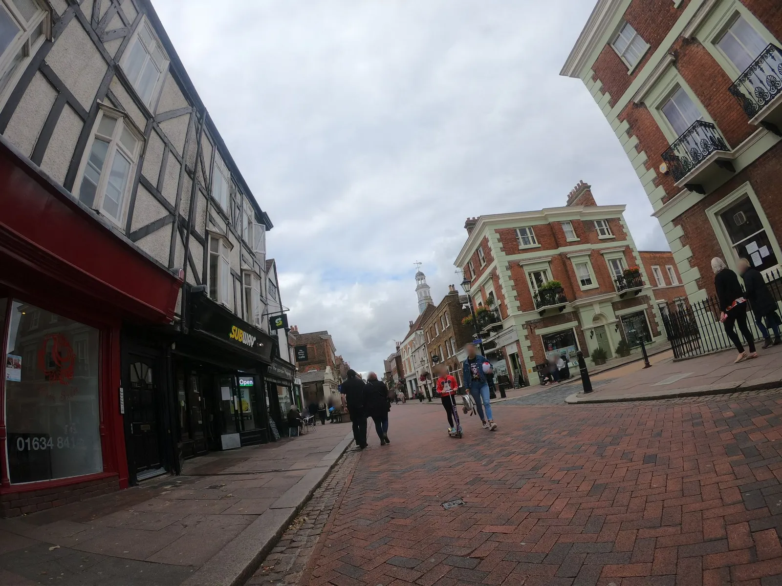 Amore — street-level view