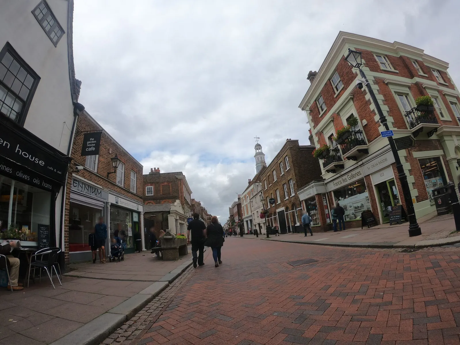 Amore — street-level view
