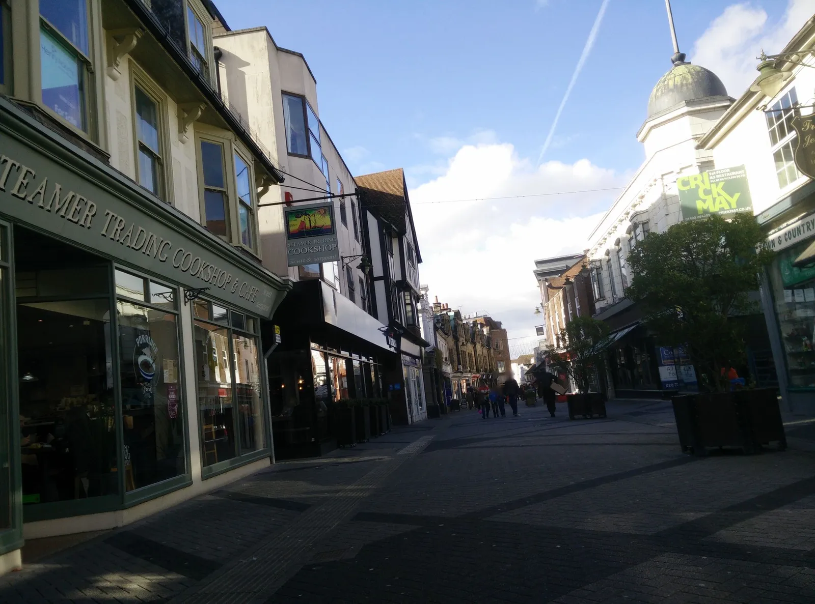 Bachata — street-level view