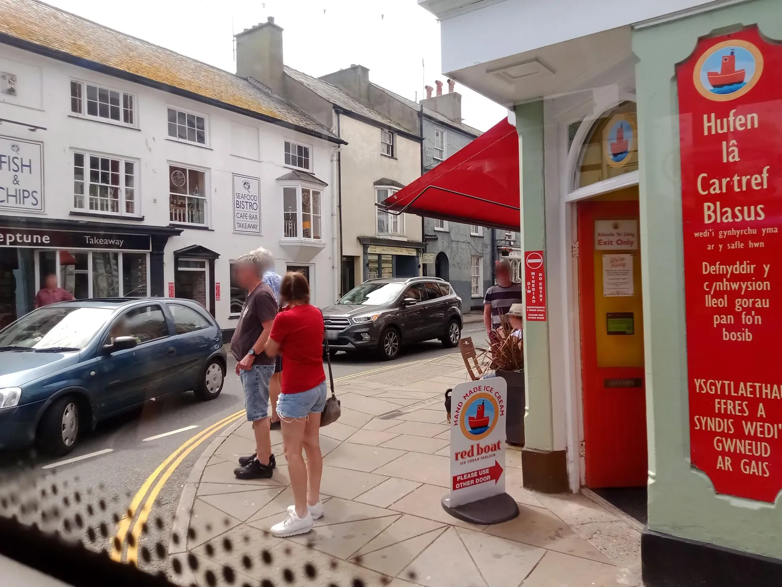 Beau's Tea Room — street-level view