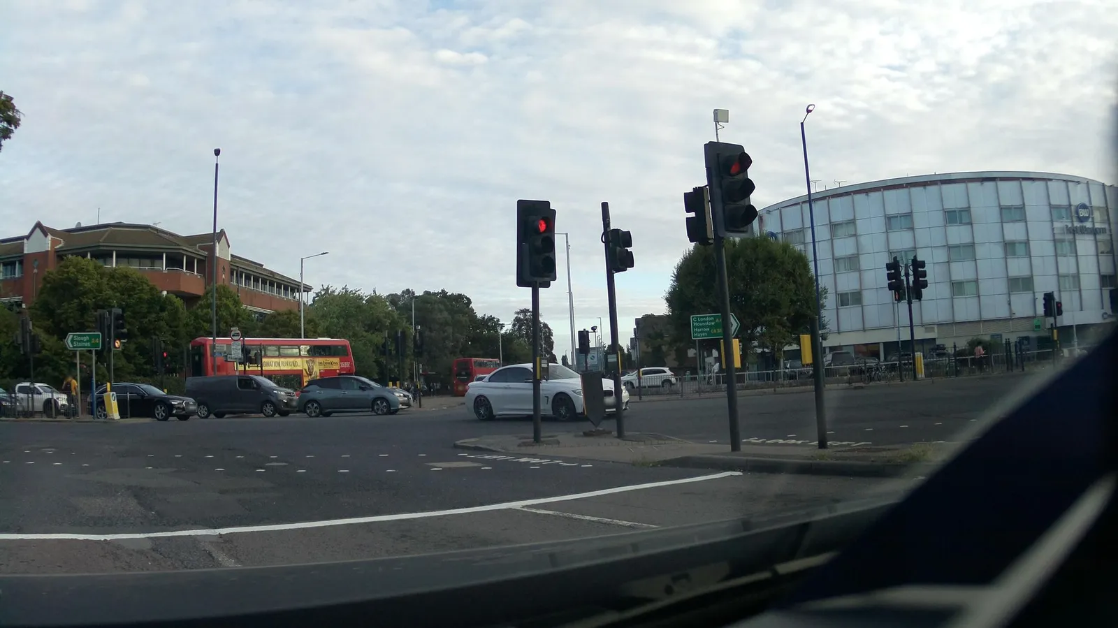 Best Western London Heathrow Ariel Hotel — street-level view