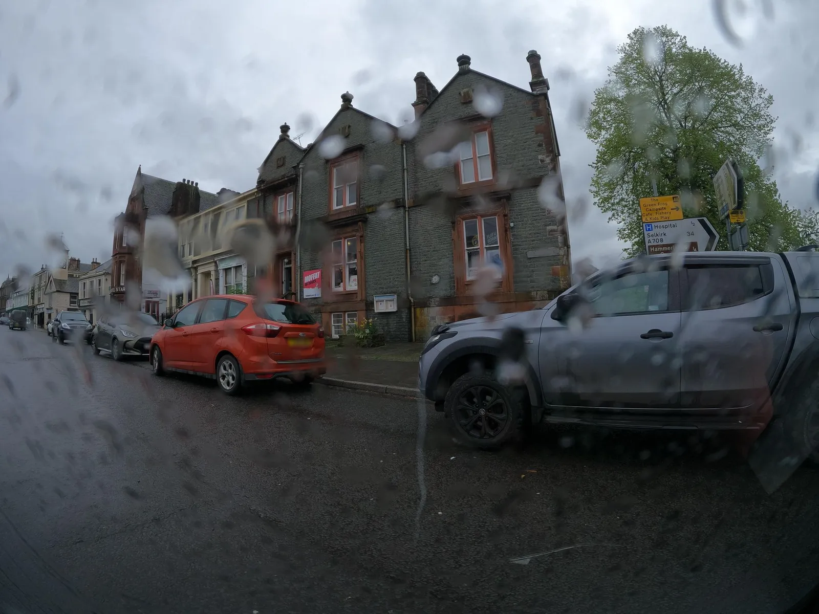 Buccleuch Arms Hotel — street-level view