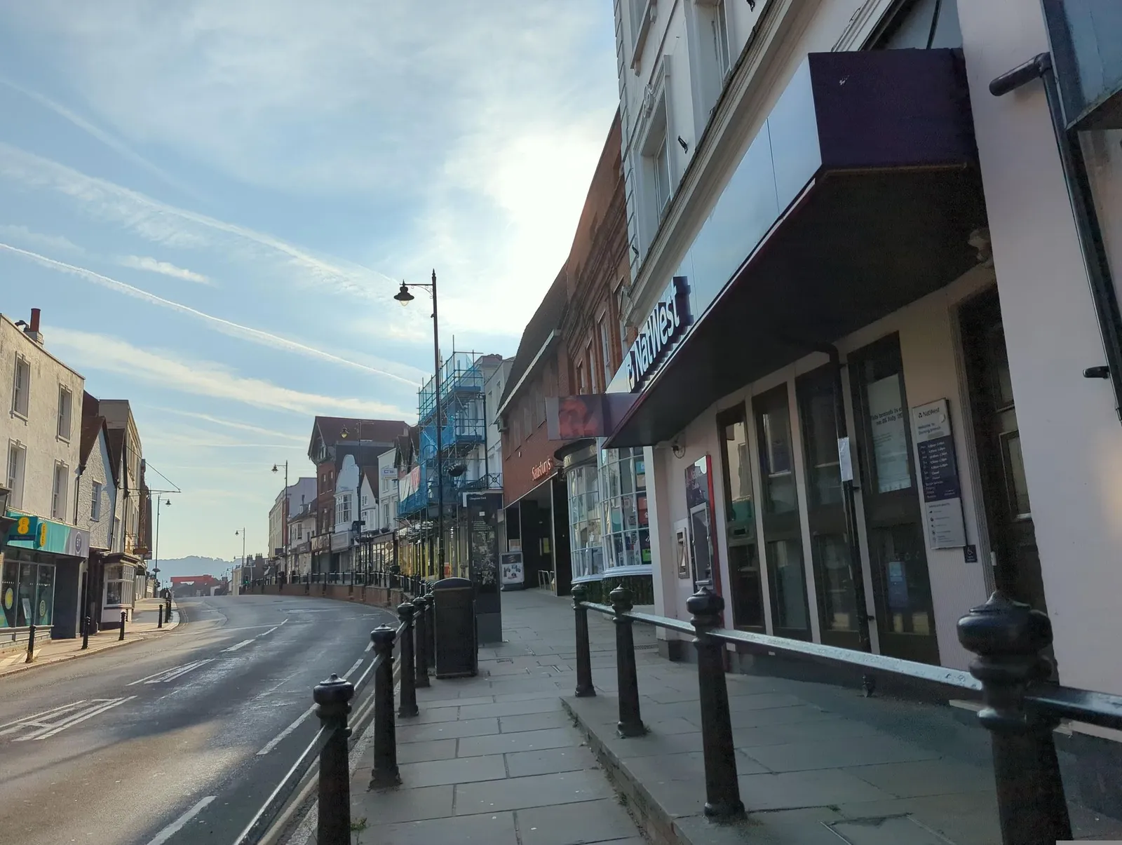 Cakerider — street-level view