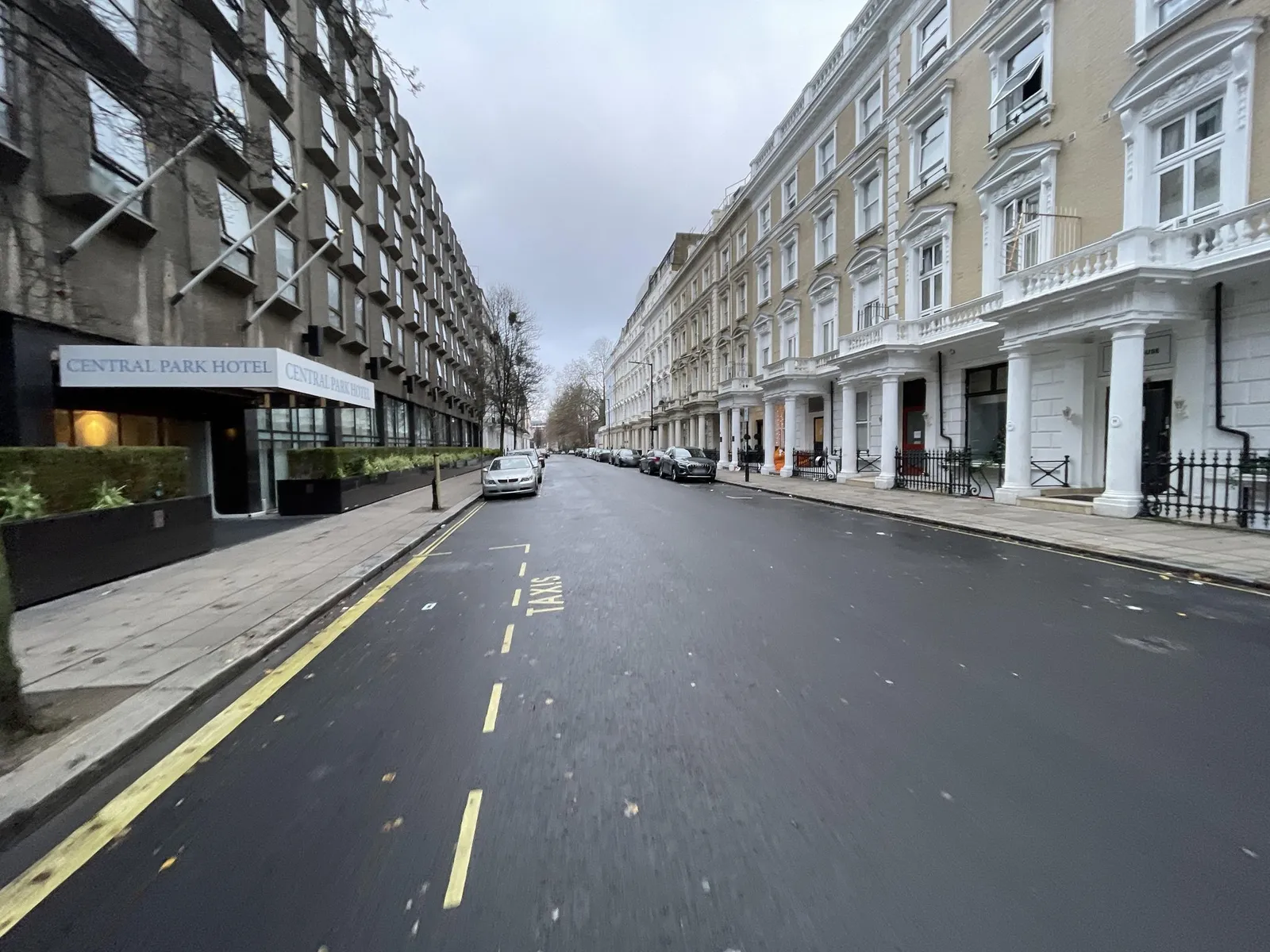 Comfort Inn Hyde Park — street-level view