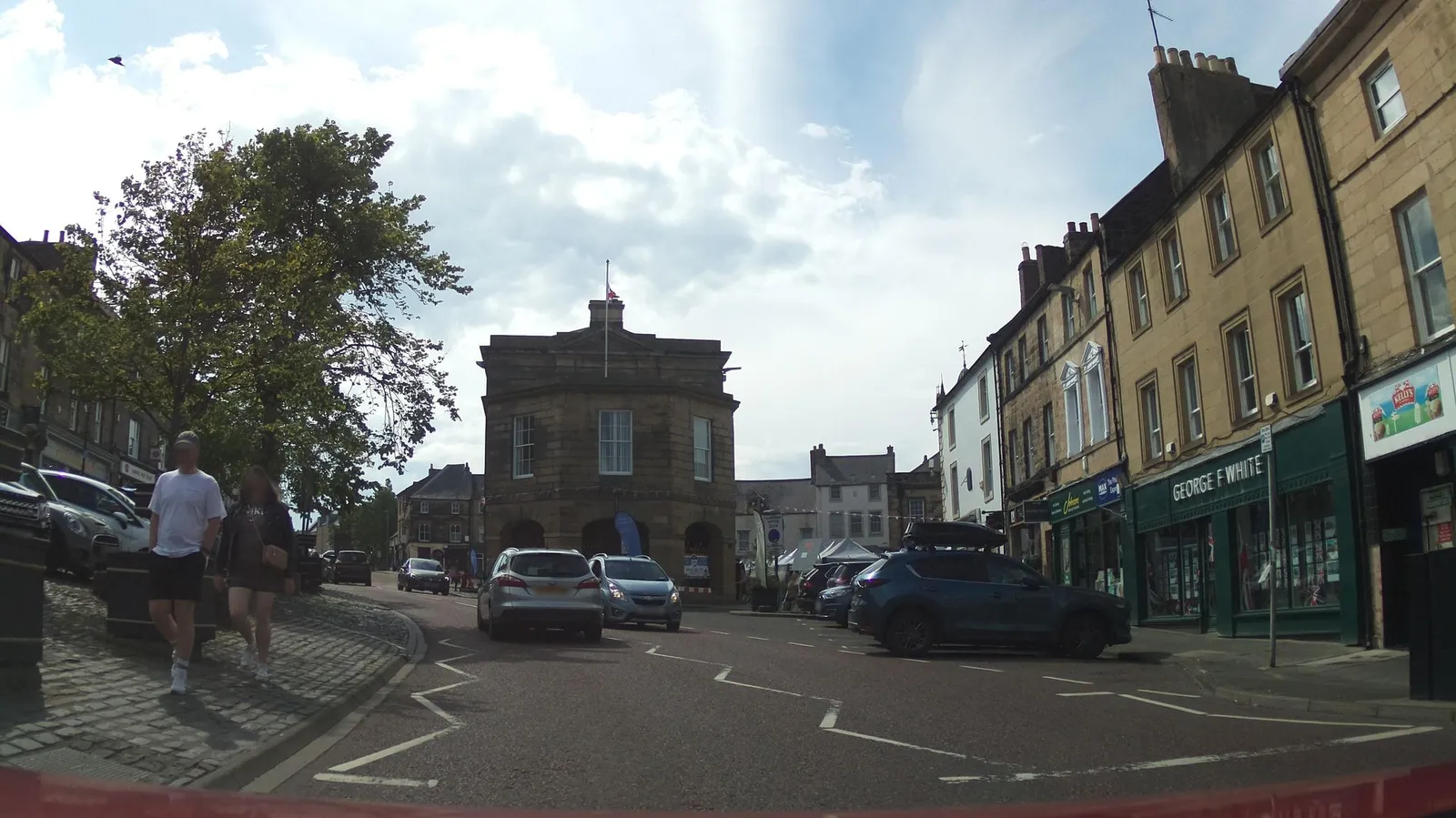 Copperfields — street-level view