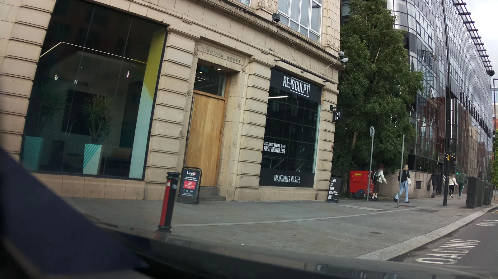 Crown And Kettle Public House — street-level view