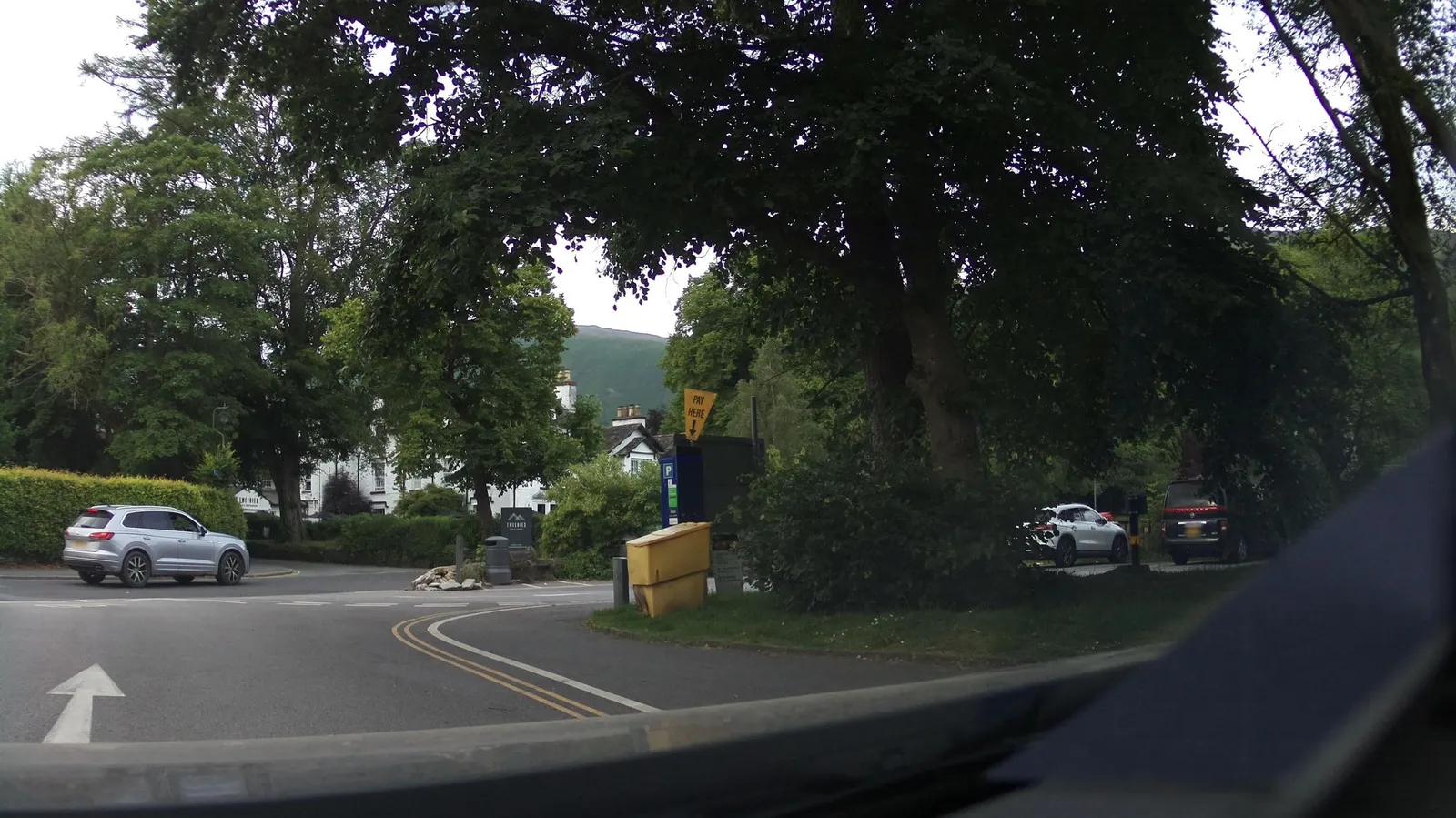 Dale Lodge Hotel — street-level view