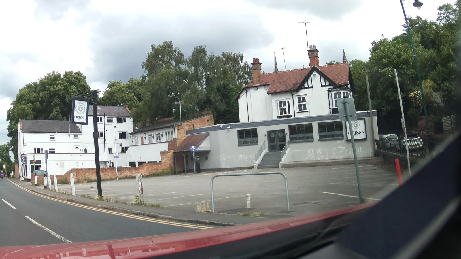Donington Manor Hotel — street-level view