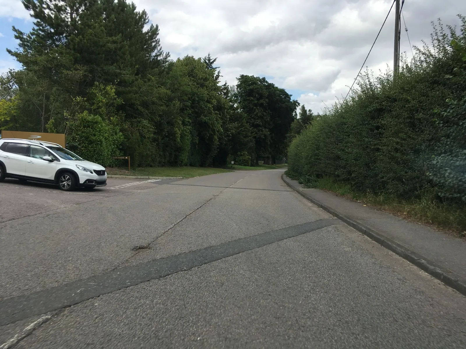 Donnington Valley Hotel — street-level view