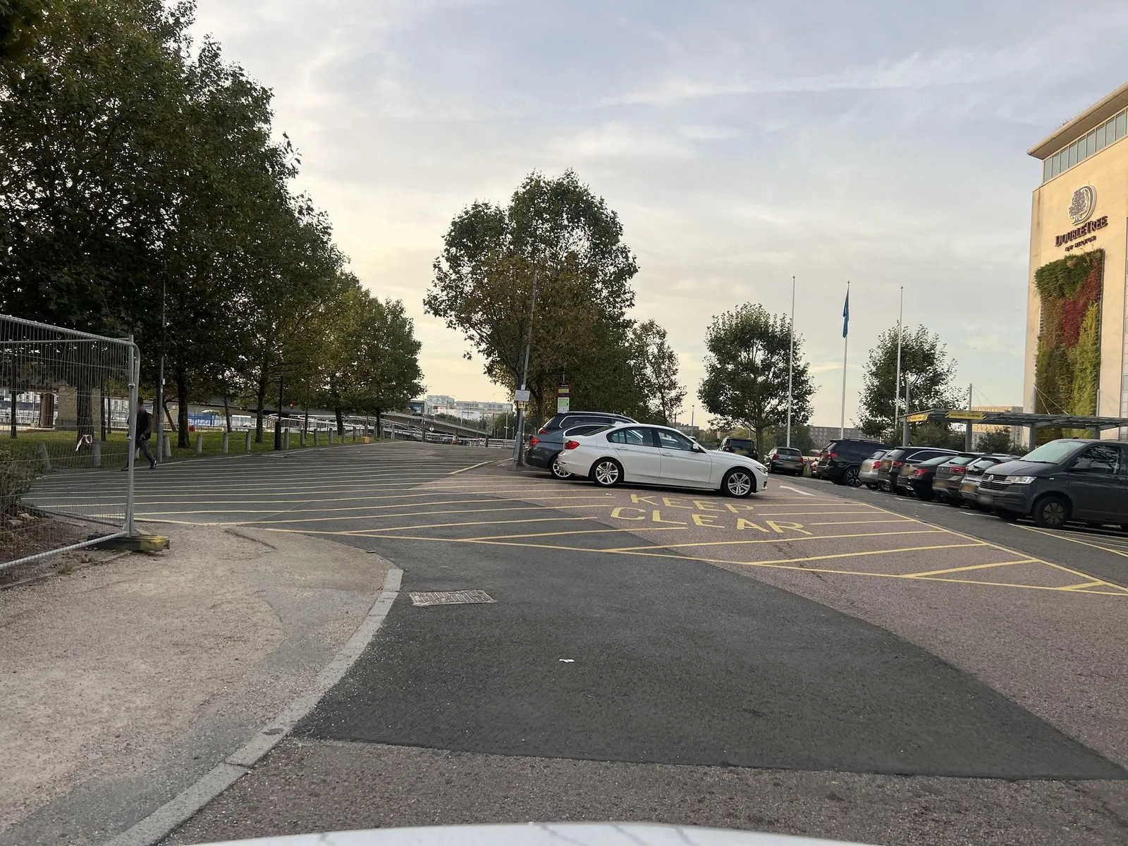 DoubleTree by Hilton Hotel London ExCeL — street-level view