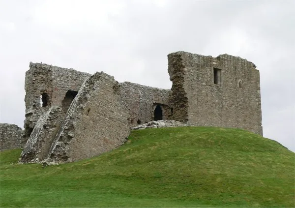 Duffus Castle