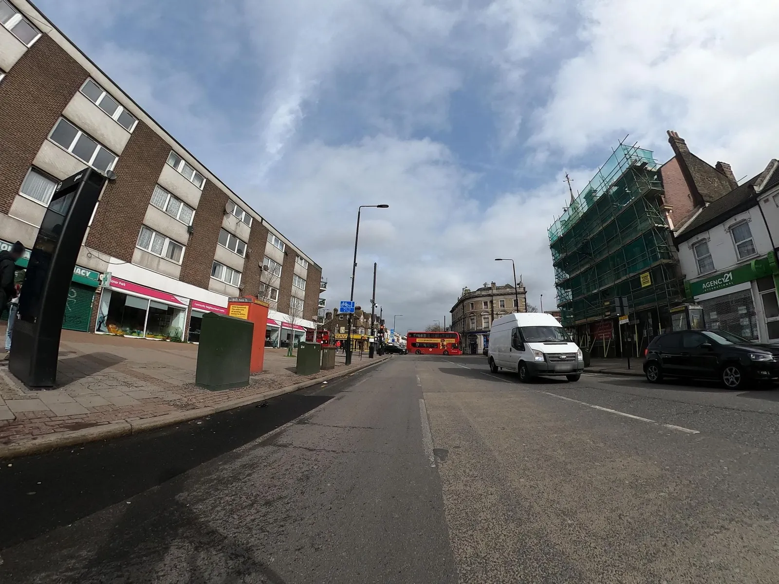 Earl of Essex — street-level view