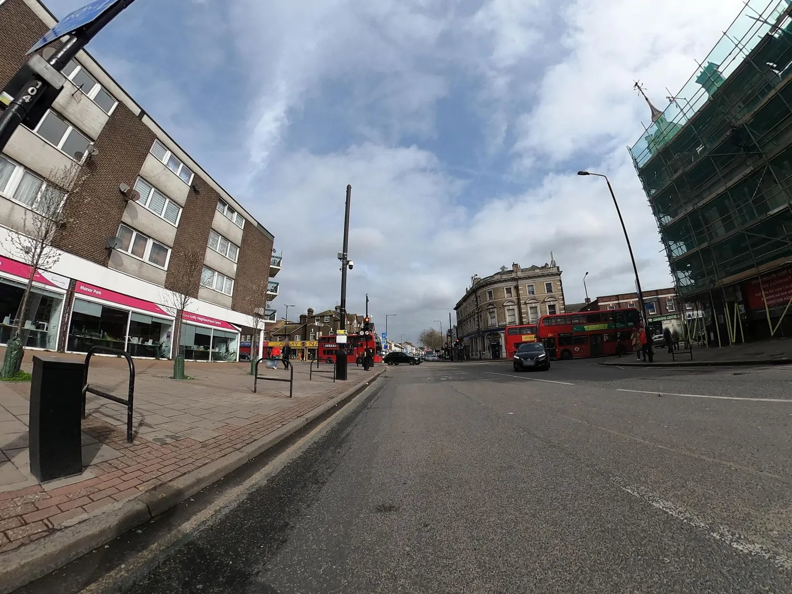 Earl of Essex — street-level view