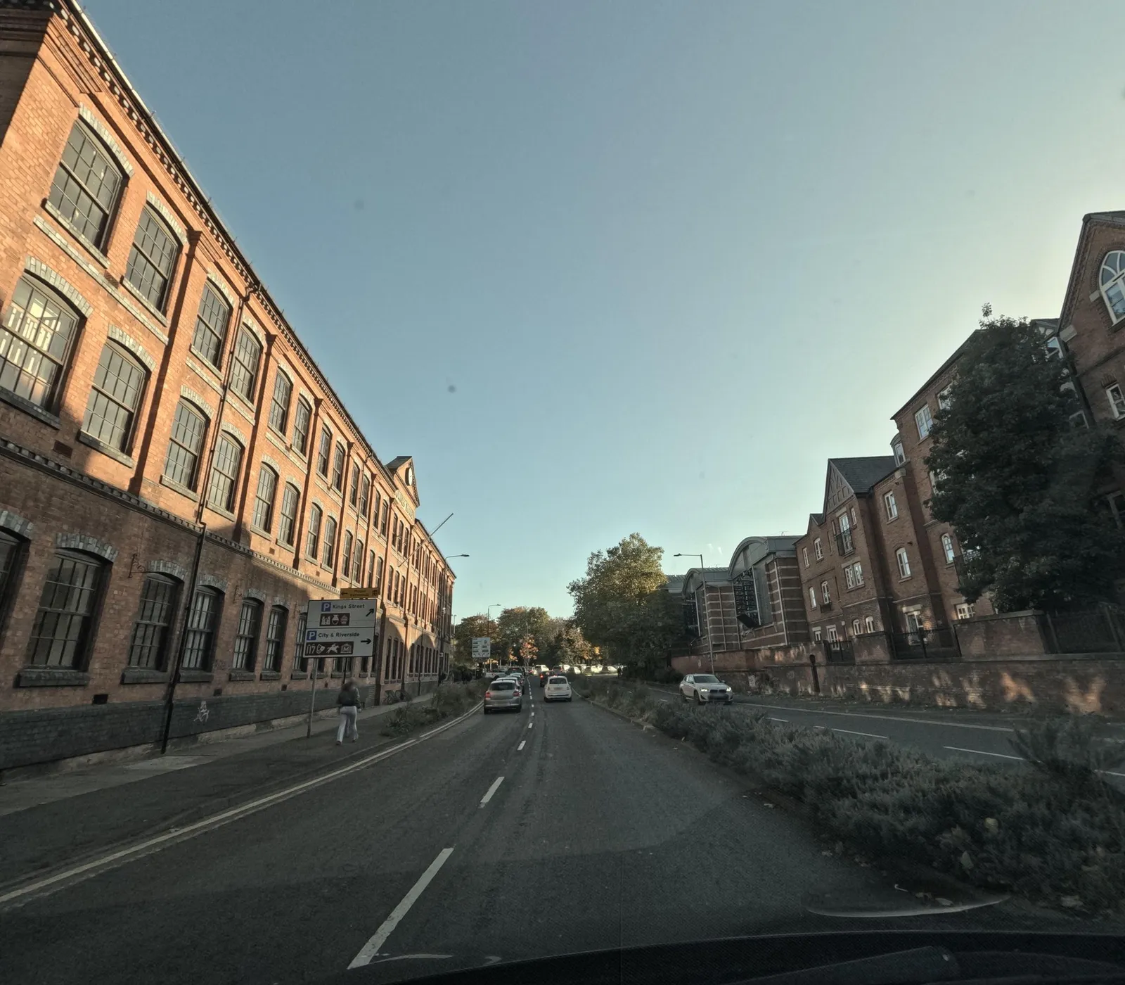 Fownes Hotel — street-level view