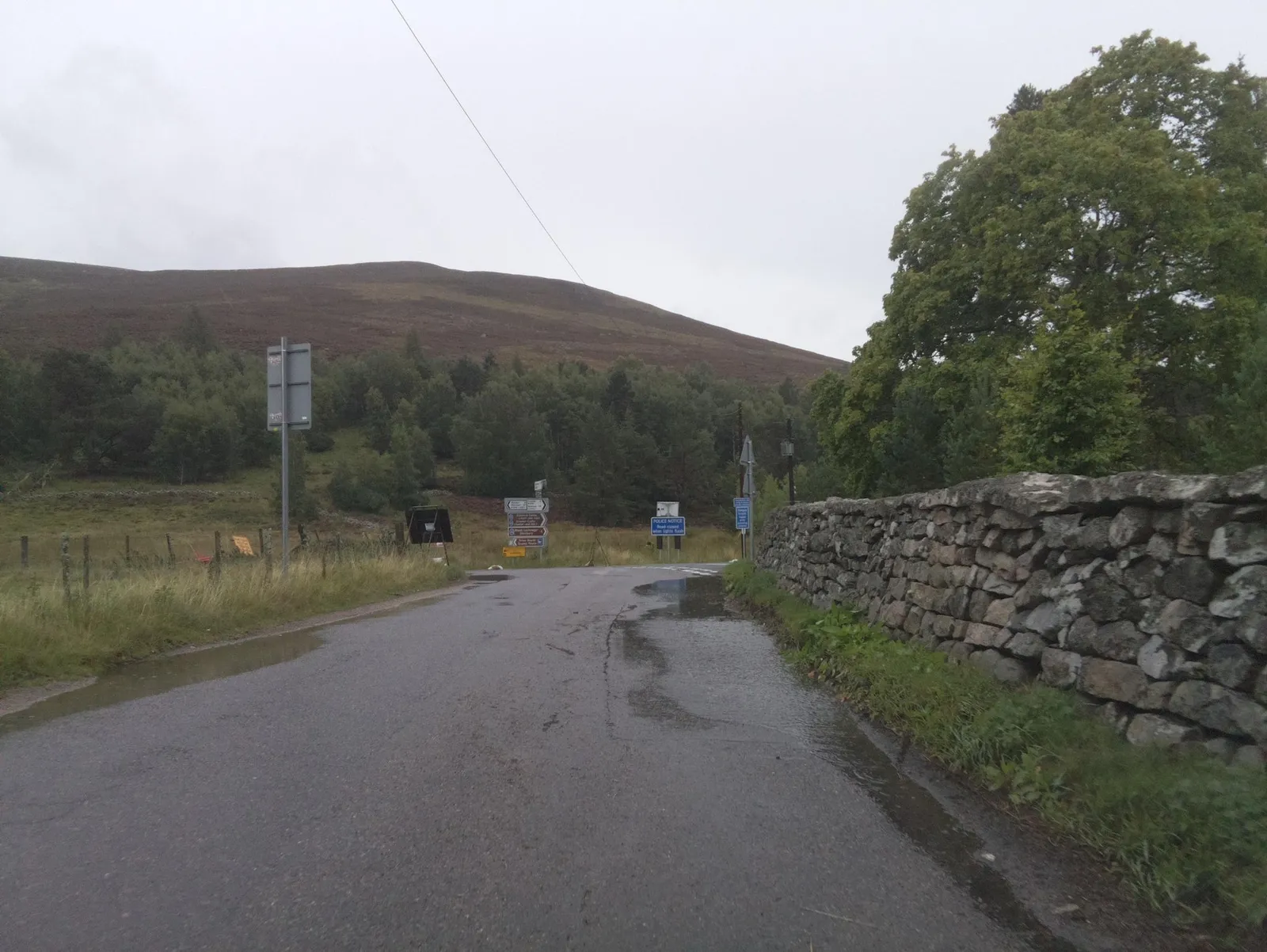 Gairnshiel Lodge — street-level view
