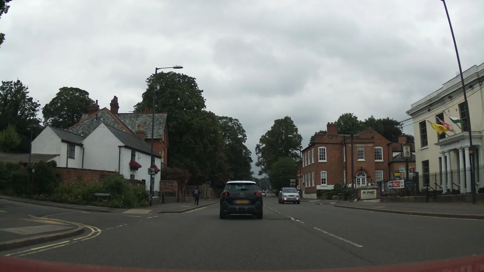 Georgian House Hotel — street-level view