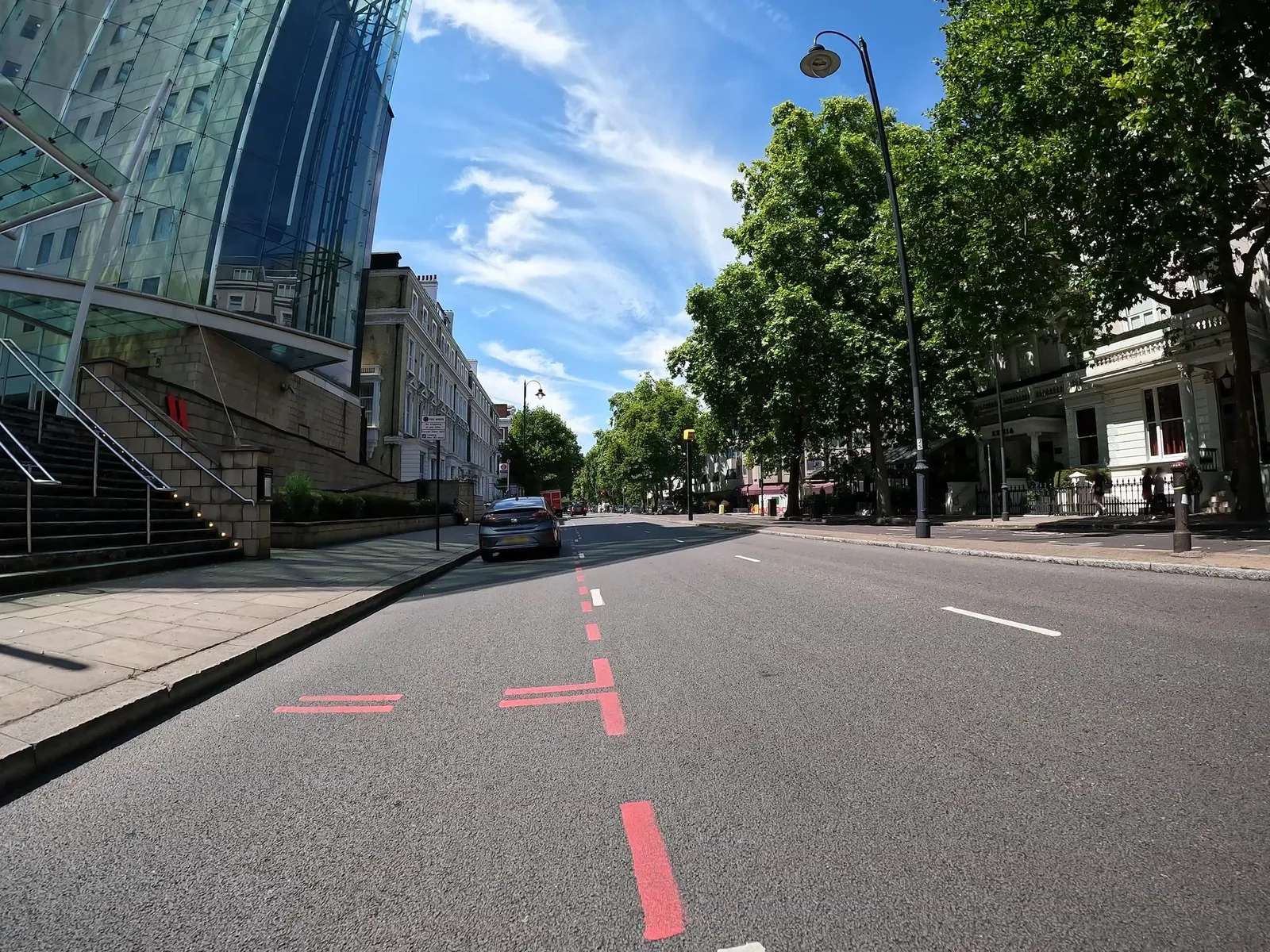 Hotel Xenia, Autograph Collection — street-level view