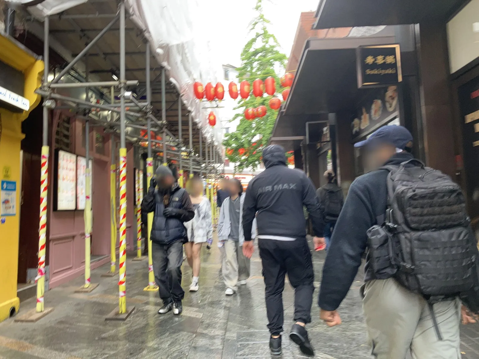 Jen Café — street-level view