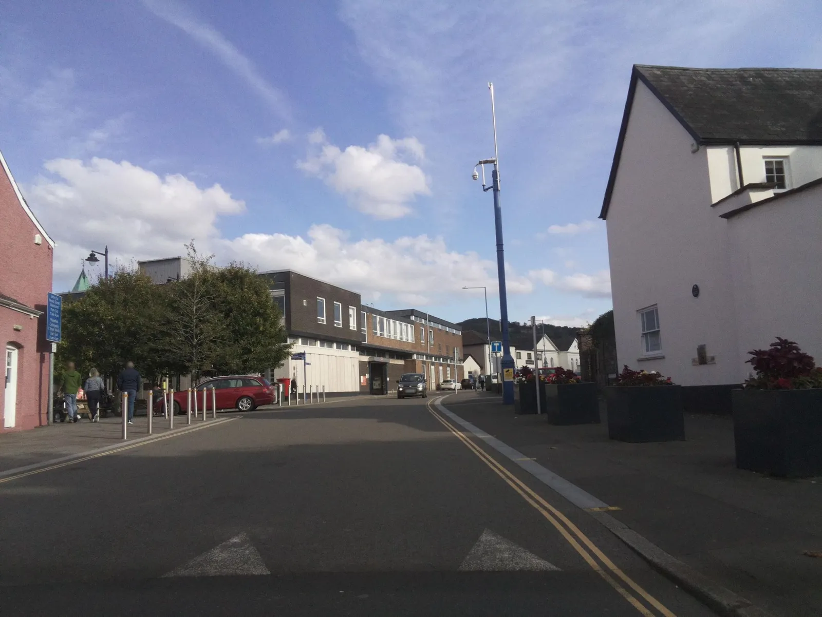 Kings Arms Hotel — street-level view