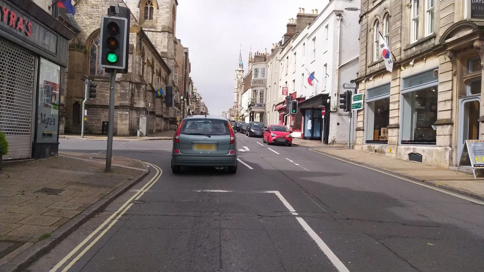 Kings Arms Hotel — street-level view