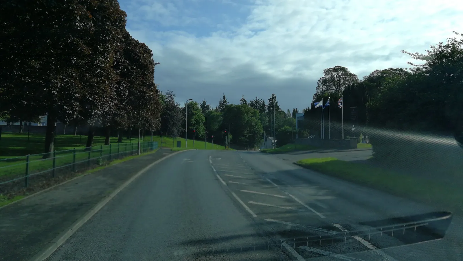 Kingsmills Hotel — street-level view