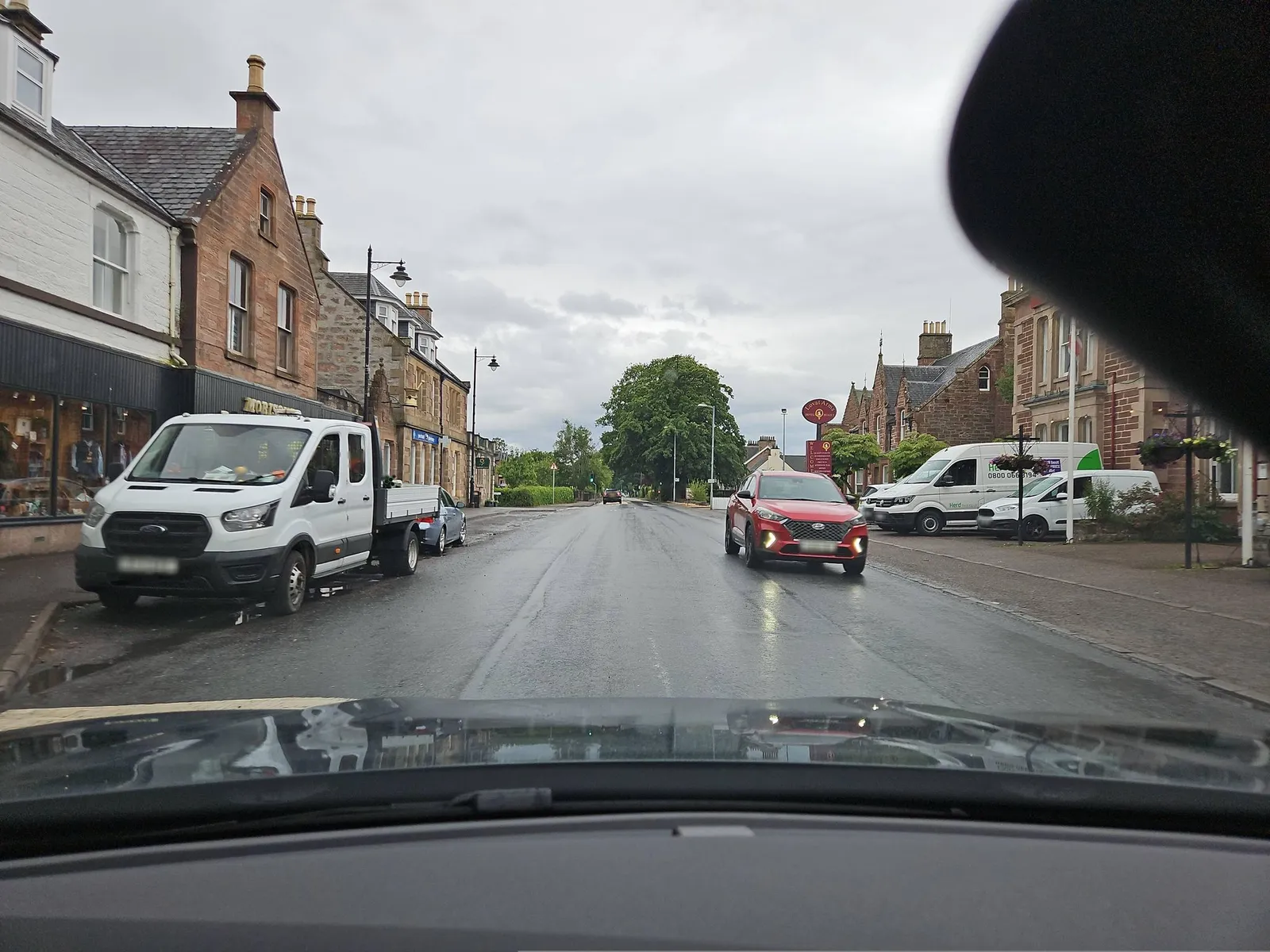 Lovat Arms Hotel — street-level view