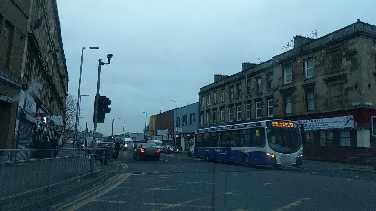 Old Toll Bar, 3 Paisley Road West,  Glasgow — street-level view