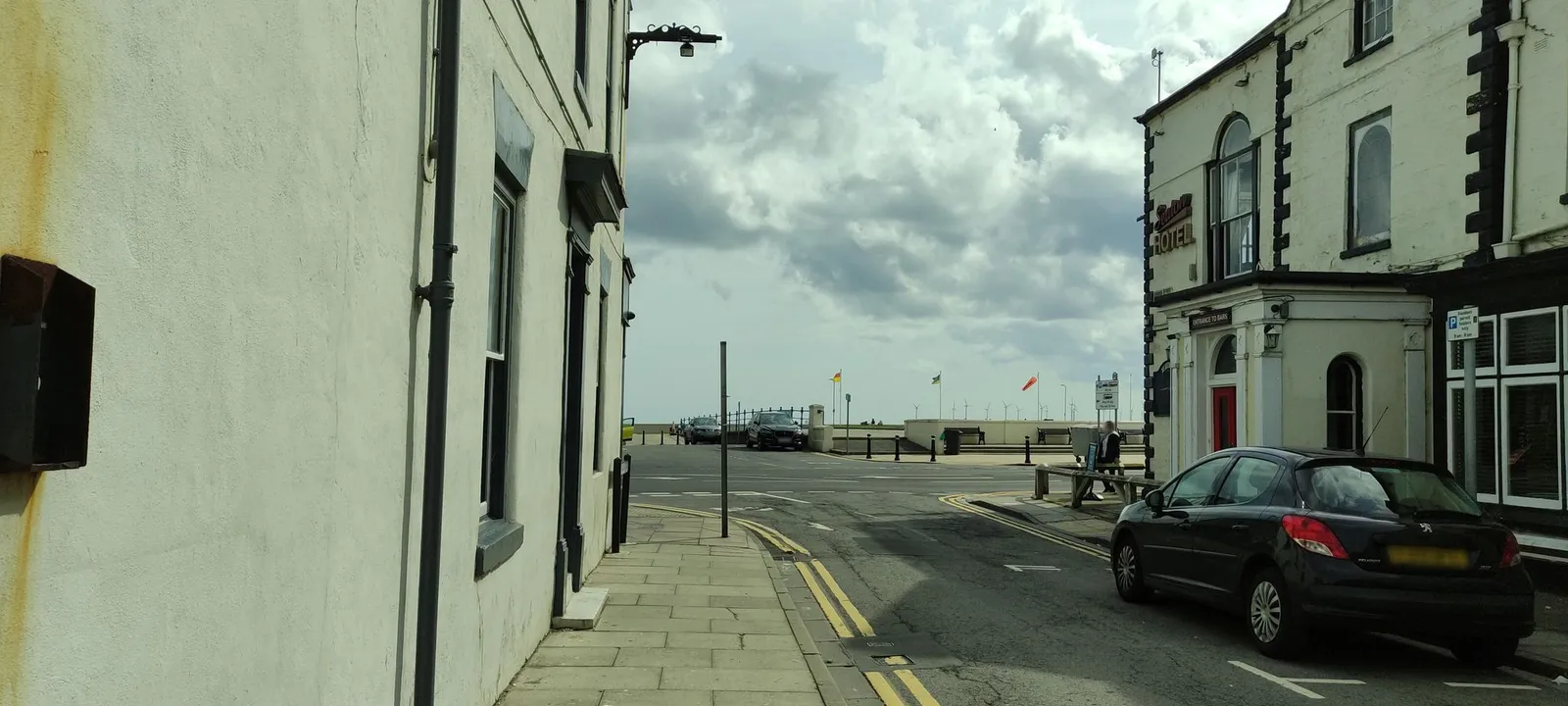 Seaton Hotel — street-level view