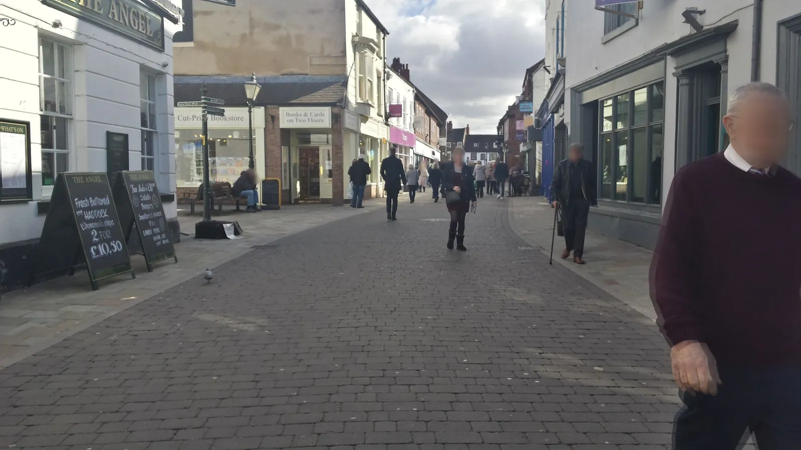 Straddles Coffee Shop — street-level view