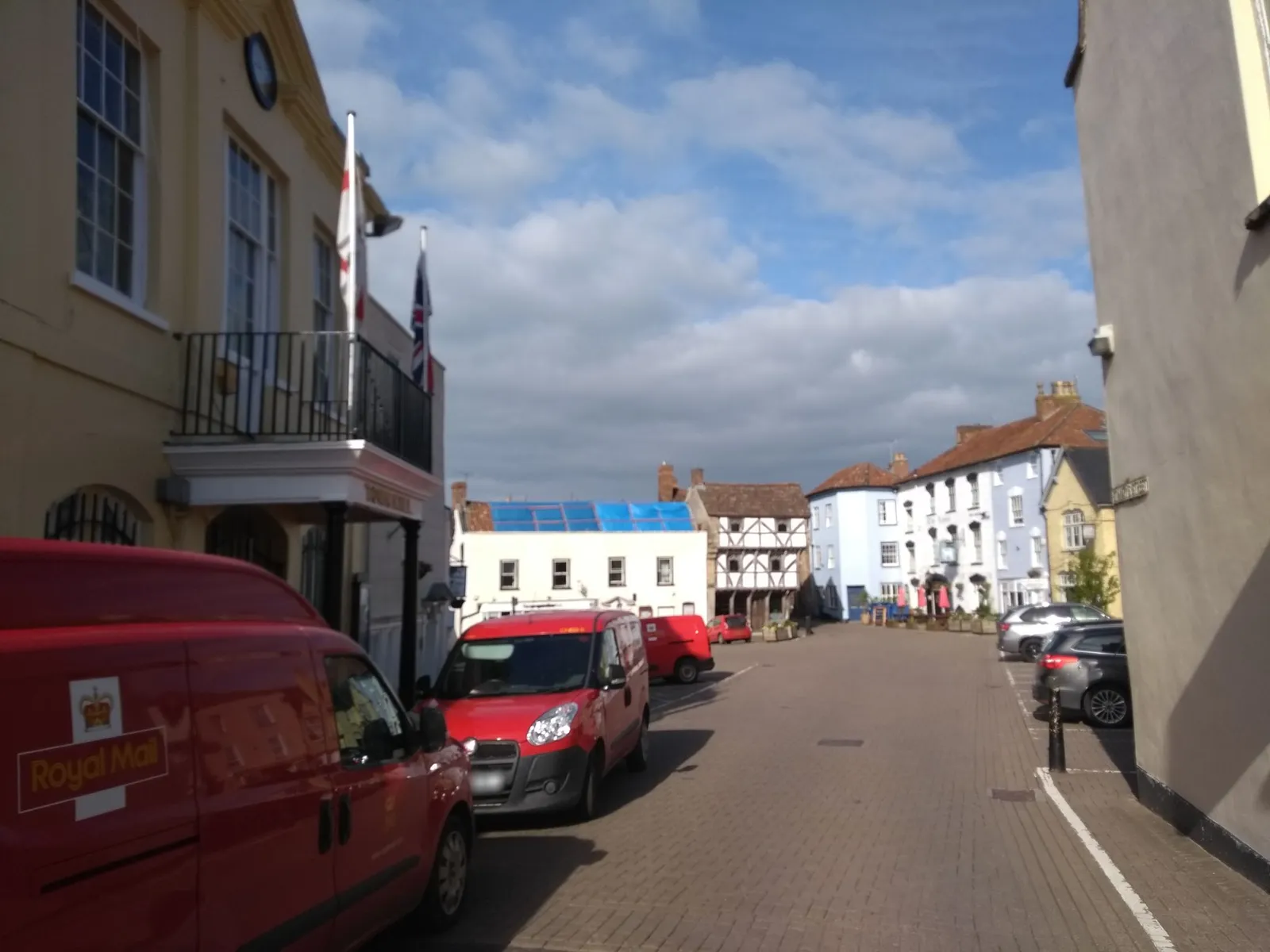 The Lamb Inn — street-level view