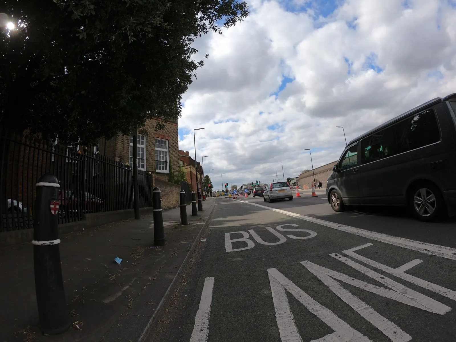 The Royal Victoria and Bull Hotel — street-level view