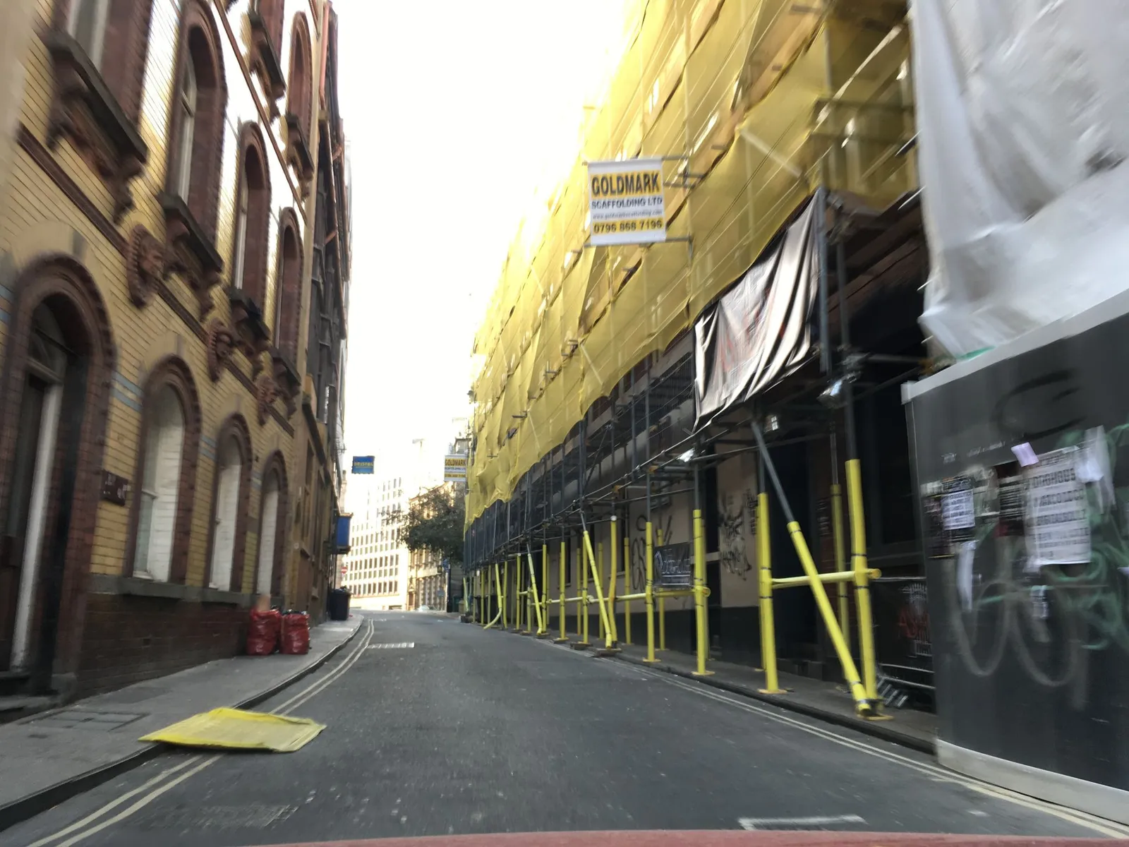 Tuk Tuck — street-level view