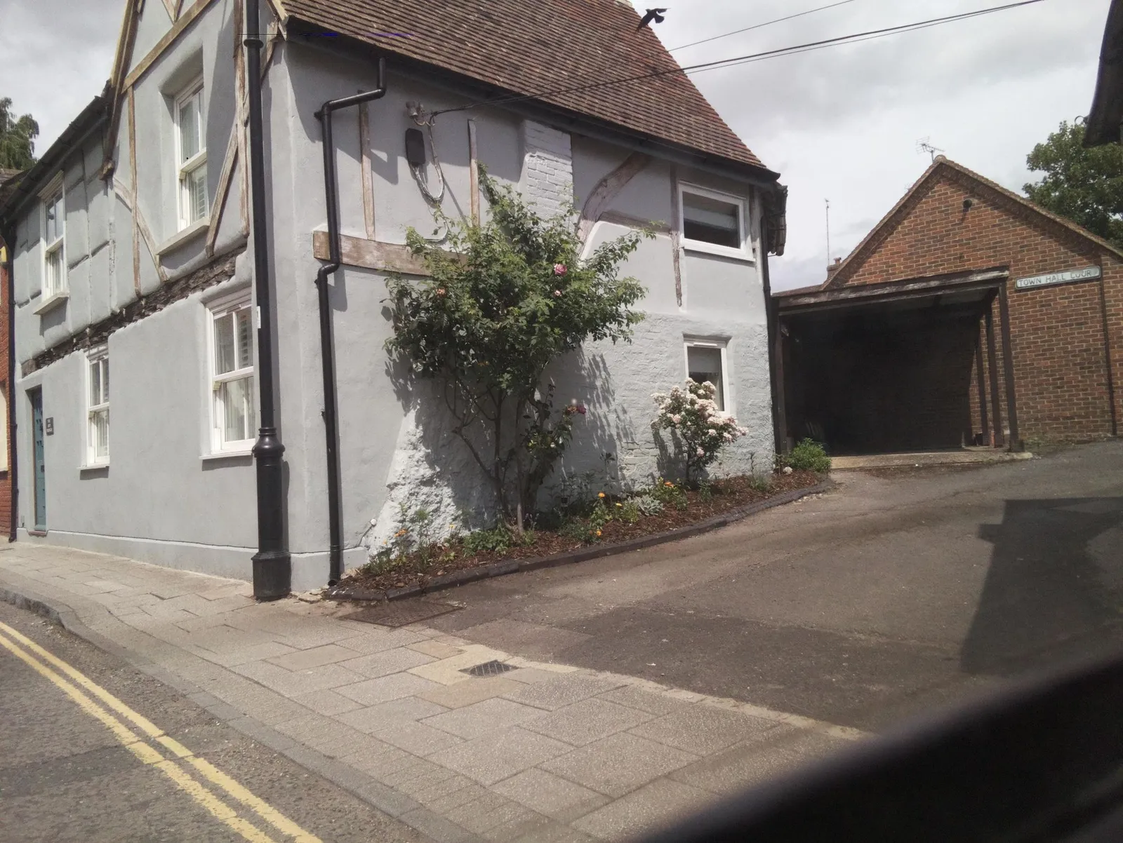 White Hart — street-level view
