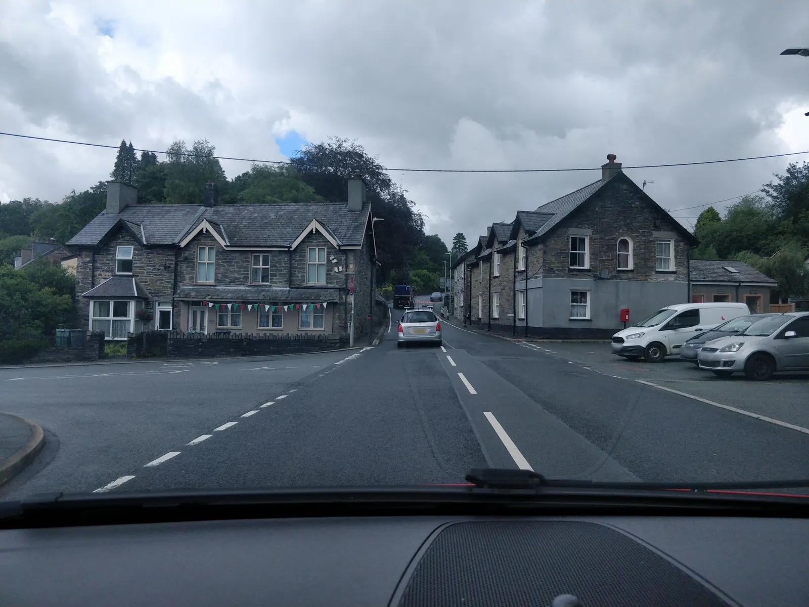 Y Gwydyr — street-level view